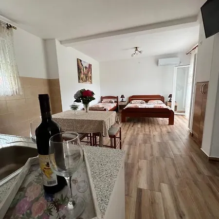 Apartment Kovach Kuti Herceg Novi Exterior photo