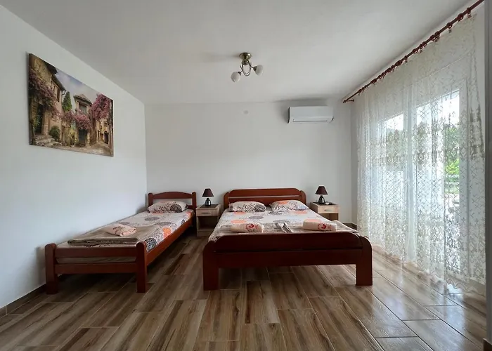 Apartment Kovach Kuti